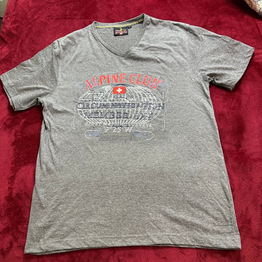 Alpine Club Switzerland‎ Mens Gray V-Neck Graphic T-Shirt Member Exp Size L